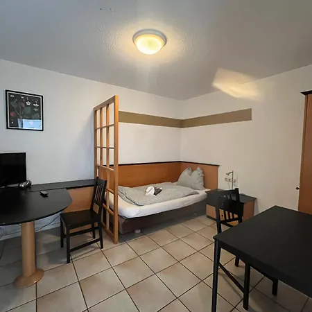 Apartmenthaus Home24 Гостевой дом Хемниц
