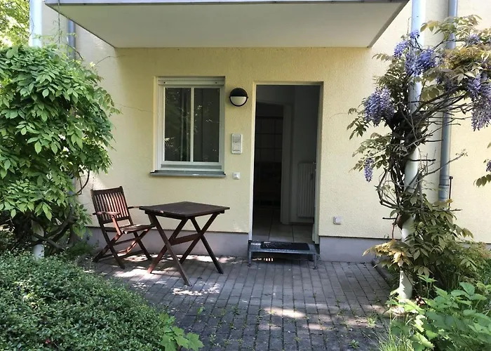 בית הארחה Apartmenthaus Home24 3*